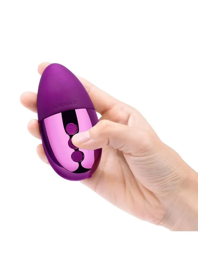 Female Sex Toys Le Wand Point Rechargeable Silicone Contoured Mini Vibrator Le Wand Female Sex Toys Le Wand Point Rechargeable Silicone Contoured Mini Vibrator Le Wand